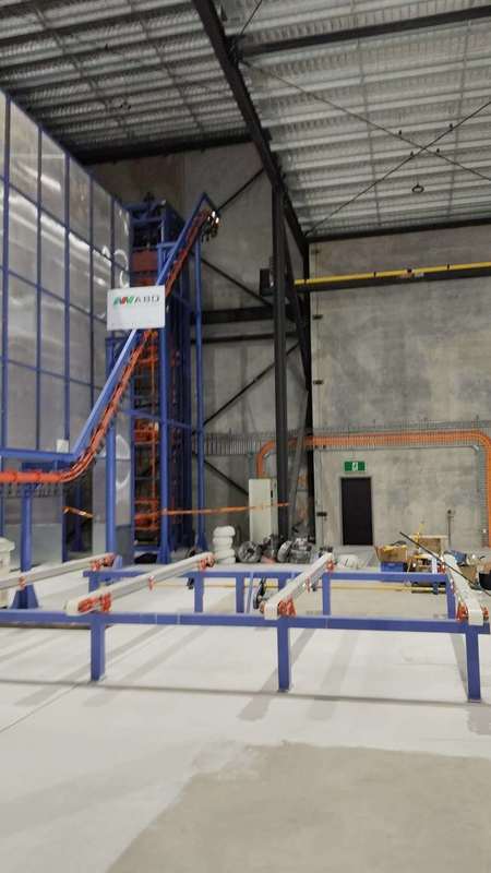 Save Space  High Capacity Vertical Powder Coating Line For Aluminium Profiles